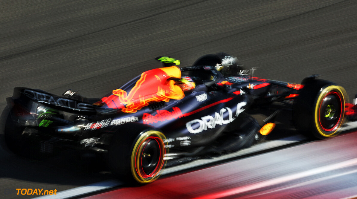 <b> Testdag 3 Bahrein: </b> Red Bull razendsnel, McLaren in de problemen
