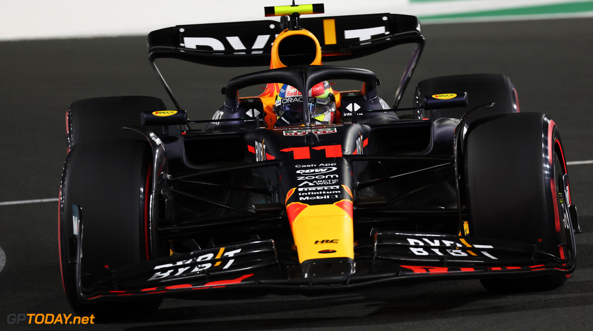 <b> Uitslag Grand Prix van Saoedi-Arabië: </b> Perez pakt onbedreigde zege, Verstappen rijdt sterke  inhaalrace