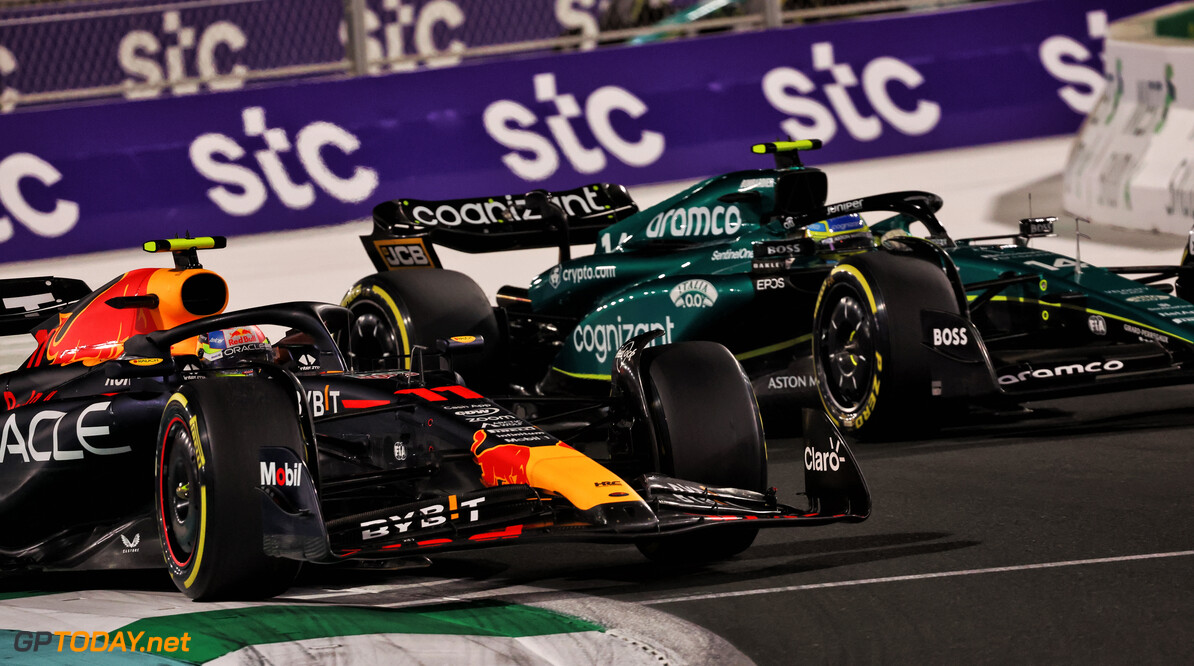 Perez looft Aston Martin: "Weet dat het team ver kan komen"