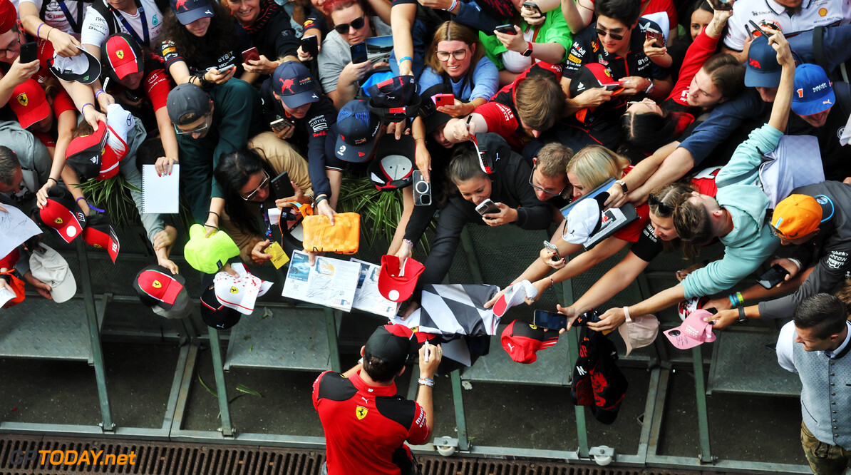 Formula One World Championship
Charles Leclerc (MON) Ferrari with fans.

02.07.2023. Formula 1 World Championship, Rd 10, Austrian Grand Prix, Spielberg, Austria, Race Day.

- www.xpbimages.com, EMail: requests@xpbimages.com (C) Copyright: Moy / XPB Images
Motor Racing - Formula One World Championship - Austrian Grand Prix - Race Day - Spielberg, Austria
xpbimages.com
Spielberg
Austria

Formel1 Formel F1 Formula 1 Formula1 GP Grand Prix one Circuit A