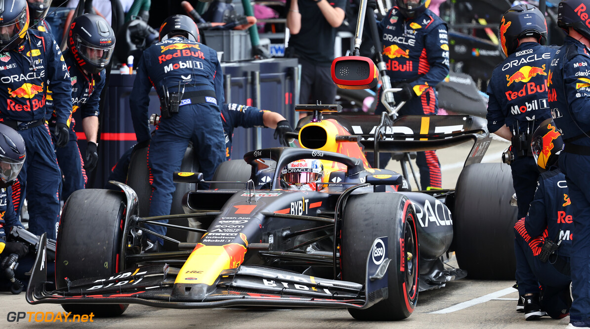 Formula One World Championship
Max Verstappen (NLD) Red Bull Racing RB19 makes a pit stop.

09.07.2023. Formula 1 World Championship, Rd 11, British Grand Prix, Silverstone, England, Race Day.

- www.xpbimages.com, EMail: requests@xpbimages.com (C) Copyright: Batchelor / XPB Images
Motor Racing - Formula One World Championship - British Grand Prix - Race Day - Silverstone, England
XPB Images
Silverstone
England

July Formel1 Formel F1 Formula 1 Formula1 GP Grand Prix one Circ