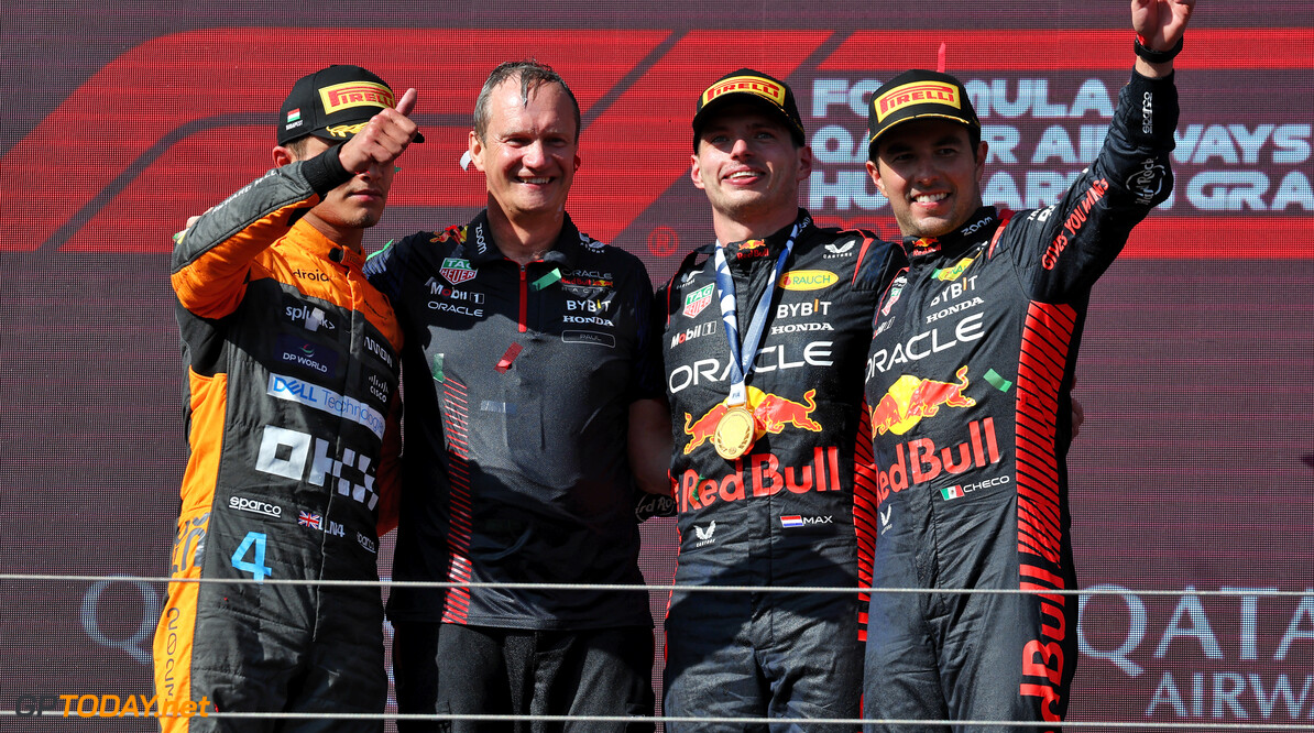 Formula One World Championship
The podium (L to R): Lando Norris (GBR) McLaren, second; Paul Monaghan (GBR) Red Bull Racing Chief Engineer; Max Verstappen (NLD) Red Bull Racing, race winner; Sergio Perez (MEX) Red Bull Racing, third.

23.07.2023. Formula 1 World Championship, Rd 12, Hungarian Grand Prix, Budapest, Hungary, Race Day.

- www.xpbimages.com, EMail: requests@xpbimages.com (C) Copyright: Moy / XPB Images
Motor Racing - Formula One World Championship - Hungarian Grand Prix - Race Day - Budapest, Hungary
XPB Images
Budapest
Hungary

Formel1 Formel F1 Formula 1 Formula1 GP Grand Prix one Circuit H