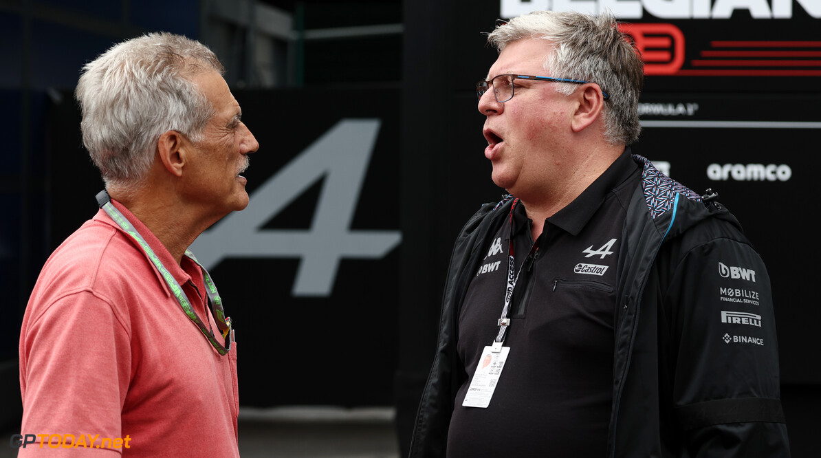 Formula One World Championship
(L to R): Dr Mario Theissen (GER) with Otmar Szafnauer (USA) Alpine F1 Team, Team Principal.

29.07.2023. Formula 1 World Championship, Rd 13, Belgian Grand Prix, Spa Francorchamps, Belgium, Sprint Day.

- www.xpbimages.com, EMail: requests@xpbimages.com (C) Copyright: Moy / XPB Images
Motor Racing - Formula One World Championship - Belgian Grand Prix - Sprint Day - Spa Francorchamps, Belgium
XPB Images
Spa Francorchamps
Belgium

Formel1 Formel F1 Formula 1 Formula1 GP Grand Prix one Circuit d