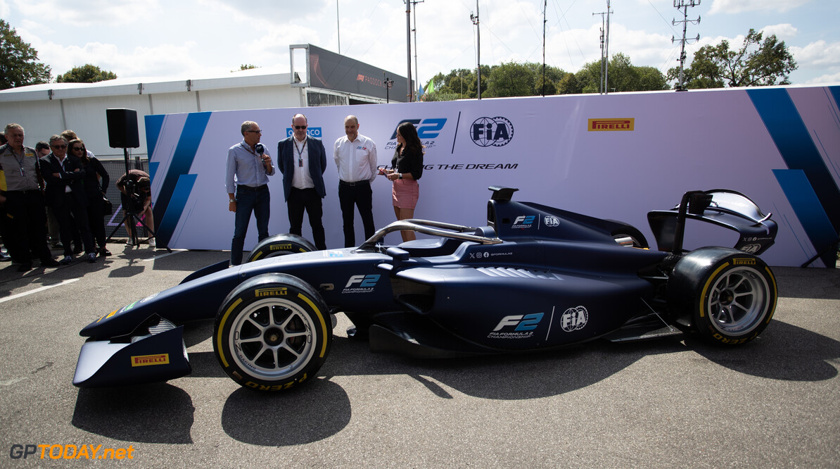 Formula One World Championship
(L to R): Stefano Domenicali (ITA) Formula One President and CEO; Robert Reid (GBR) FIA Deputy President for Sport; Bruno Michel (FRA) F2 and F3 Chief Executive Officer; Laura Winter (GBR) F1 Presenter - 2024 F2 car is unveiled.

31.08.2023. Formula 1 World Championship, Rd 15, Italian Grand Prix, Monza, Italy, Preparation Day.

 - www.xpbimages.com, EMail: requests@xpbimages.com (C) Copyright: Staley / XPB Images
Motor Racing - Formula One World Championship - Italian Grand Prix - Preparation Day - Monza, Italy
XPB Images
Monza
Italy

Formel1 Formel F1 Formula 1 Formula1 GP Grand Prix one Italy Ita
