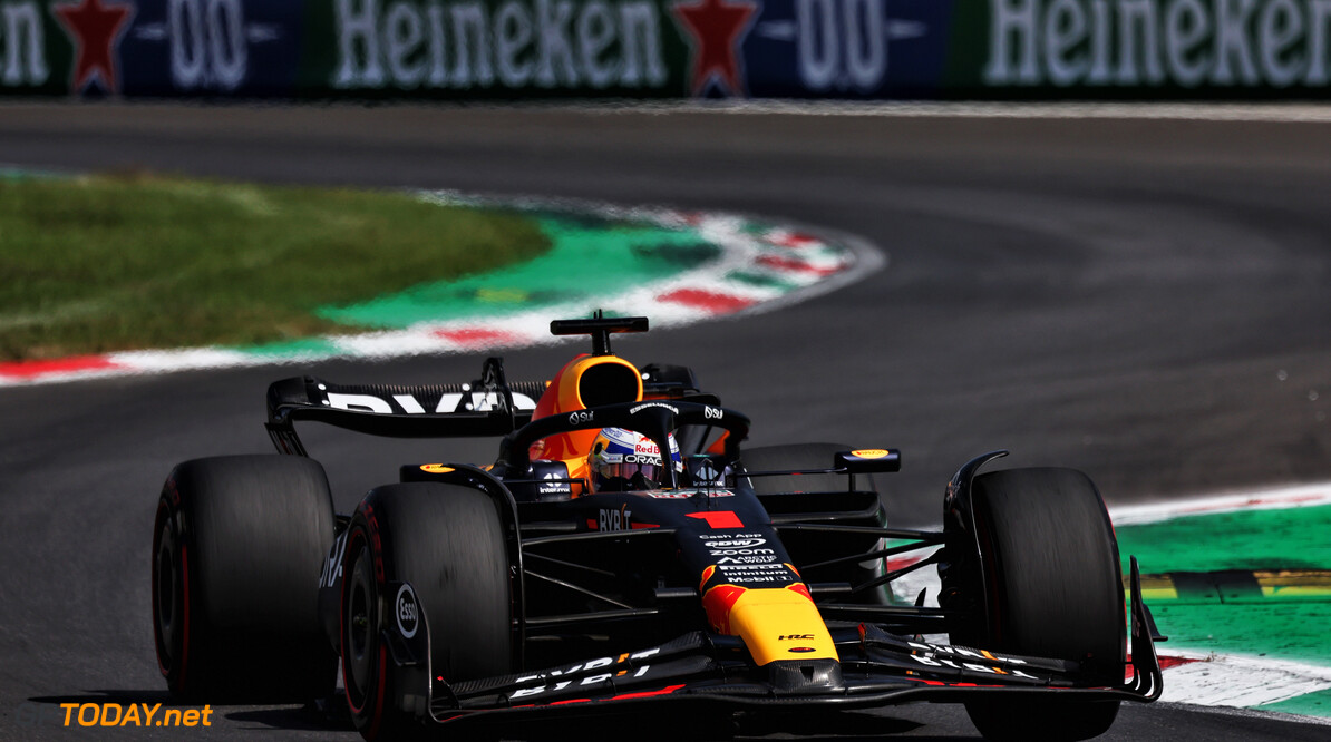 <b> Uitslag Grand Prix van Italië: </b> Verstappen wint tiende race op rij en schrijft geschiedenis