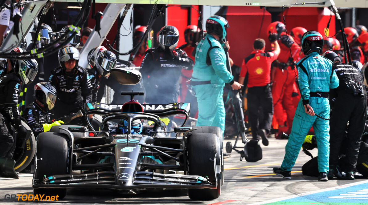 Formula One World Championship
George Russell (GBR) Mercedes AMG F1 W14 makes a pit stop.

03.09.2023. Formula 1 World Championship, Rd 15, Italian Grand Prix, Monza, Italy, Race Day.

- www.xpbimages.com, EMail: requests@xpbimages.com (C) Copyright: Bearne / XPB Images
Motor Racing - Formula One World Championship - Italian Grand Prix - Race Day - Monza, Italy
XPB Images
Monza
Italy

Formel1 Formel F1 Formula 1 Formula1 GP Grand Prix Italy Italian