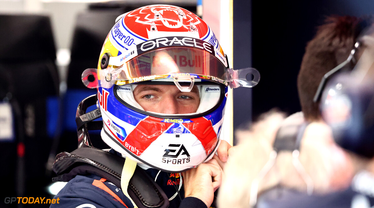 Verstappen onthult speciale helm voor Japanse Grand Prix