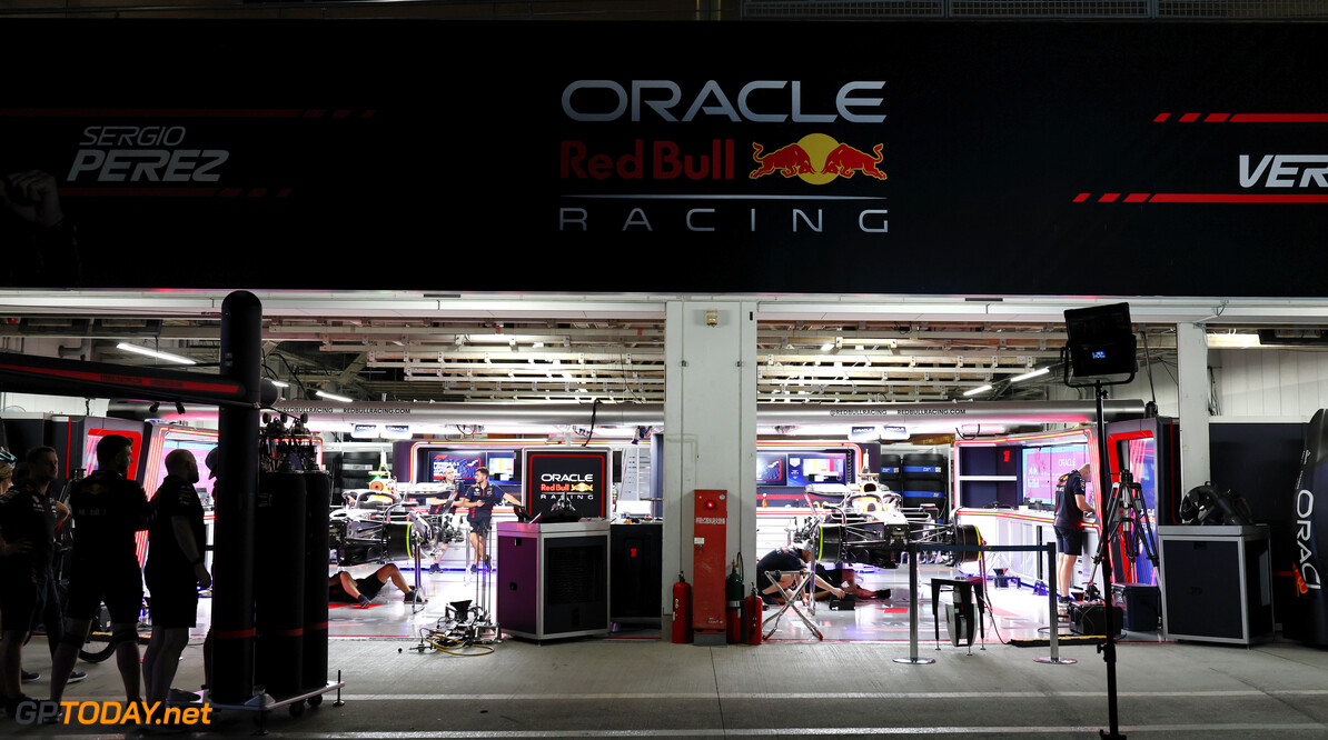 Formula One World Championship
Red Bull Racing pit garages at night.

22.09.2023. Formula 1 World Championship, Rd 17, Japanese Grand Prix, Suzuka, Japan, Practice Day.

- www.xpbimages.com, EMail: requests@xpbimages.com (C) Copyright: Moy / XPB Images
Motor Racing - Formula One World Championship - Japanese Grand Prix - Practice Day - Suzuka, Japan
XPB Images
Suzuka
Japan

Formel1 Formel F1 Formula 1 Formula1 GP Grand Prix one Suzuka Ci