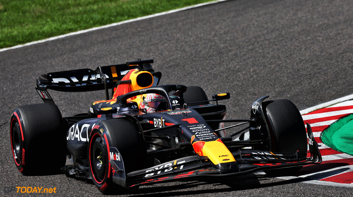 <b> Uitslag Grand Prix van Japan: </b> Foutloze Verstappen schenkt Red Bull constructeurstitel