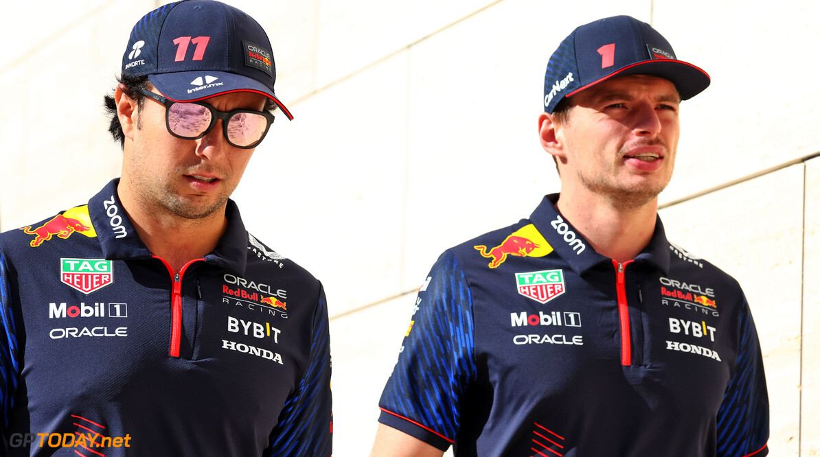Formula One World Championship
(L to R): Sergio Perez (MEX) Red Bull Racing with team mate Max Verstappen (NLD) Red Bull Racing.

07.10.2023. Formula 1 World Championship, Rd 18, Qatar Grand Prix, Doha, Qatar, Sprint Day.

 - www.xpbimages.com, EMail: requests@xpbimages.com (C) Copyright: Coates / XPB Images
Motor Racing - Formula One World Championship - Qatar Grand Prix - Sprint Day - Doha, Qatar
XPB Images
Doha
Qatar

Formel1 Formel F1 Formula 1 Formula1 GP Grand Prix one Losail In
