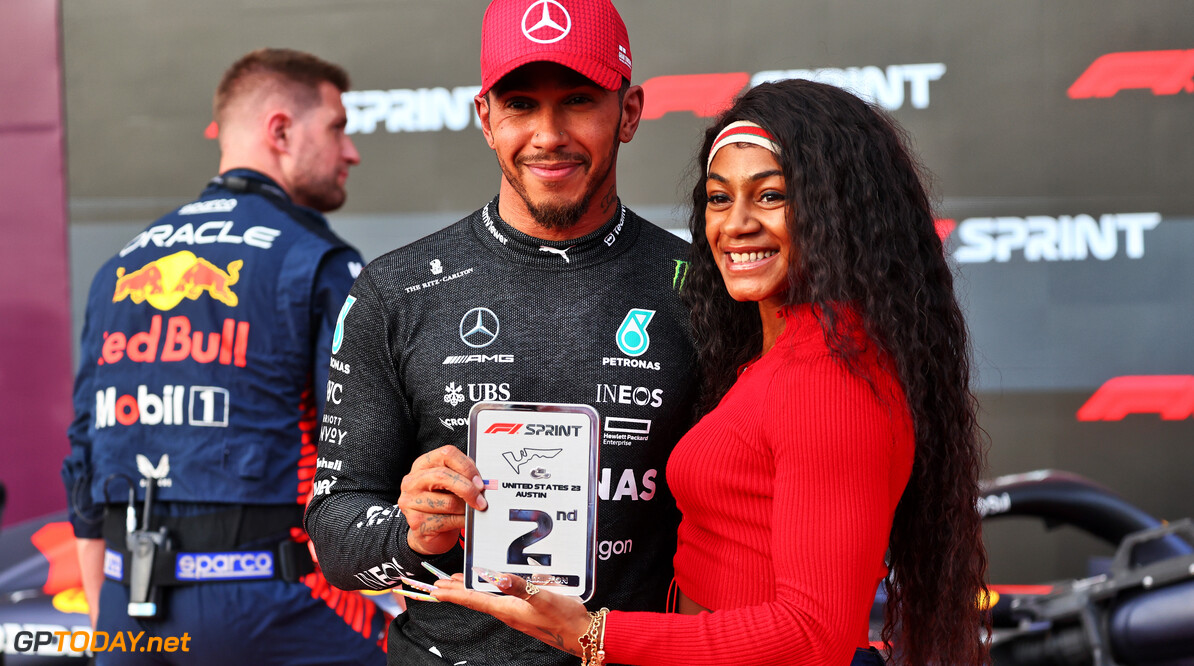 Formula One World Championship
Second placed Lewis Hamilton (GBR) Mercedes AMG F1 in Sprint parc ferme with Sha'Carri Richardson (USA) Athlete.

21.10.2023. Formula 1 World Championship, Rd 19, United States Grand Prix, Austin, Texas, USA, Sprint Day.

- www.xpbimages.com, EMail: requests@xpbimages.com (C) Copyright: Batchelor / XPB Images
Motor Racing - Formula One World Championship - United States Grand Prix - Sprint Day - Austin, USA
XPB Images
Austin
USA

Formel1 Formel F1 Formula 1 Formula1 GP Grand Prix one Circuit o