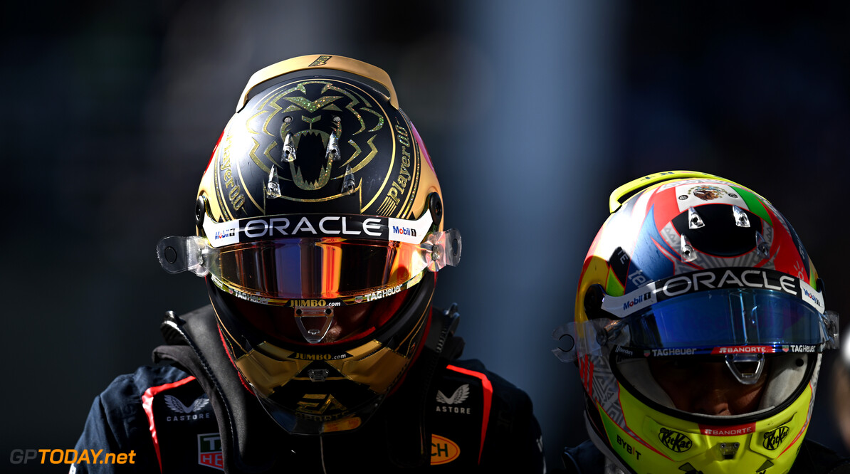 Formula One World Championship
Sprint winner Max Verstappen (NLD) Red Bull Racing RB19 in parc ferme with third placed team mate Sergio Perez (MEX) Red Bull Racing.

04.11.2023. Formula 1 World Championship, Rd 21, Brazilian Grand Prix, Sao Paulo, Brazil, Sprint Day.

- www.xpbimages.com, EMail: requests@xpbimages.com (C) Copyright: Price / XPB Images
Motor Racing - Formula One World Championship - Brazilian Grand Prix - Sprint Day - Sao Paulo, Brazil
XPB Images
Sao Paulo
Brazil

Formel1 Formel F1 Formula 1 Formula1 GP Grand Prix one November