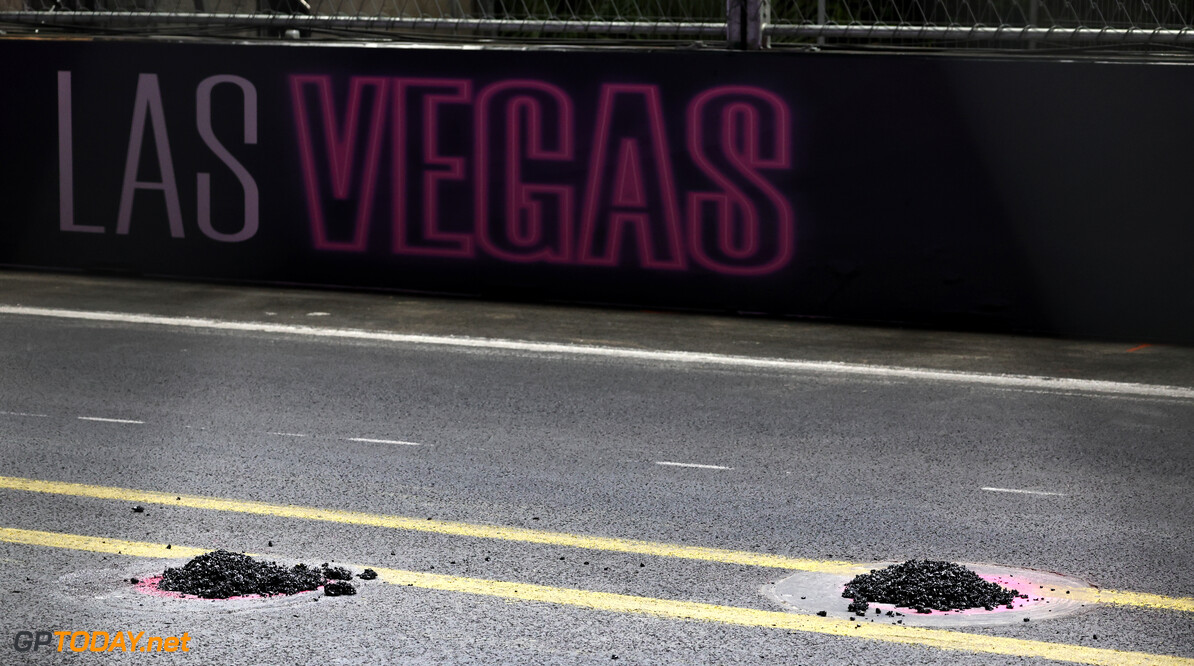 Formula One World Championship
Circuit workers fill manhole covers on the circuit.

16.11.2023. Formula 1 World Championship, Rd 22, Las Vegas Grand Prix, Las Vegas, Nevada, USA, Practice Day.

 - www.xpbimages.com, EMail: requests@xpbimages.com (C) Copyright: Coates / XPB Images
Motor Racing - Formula One World Championship - Las Vegas Grand Prix - Practice Day - Las Vegas, Nevada, USA
XPB Images
Las Vegas
USA

Formel1 Formel F1 Formula 1 Formula1 GP Grand Prix one Las Vegas