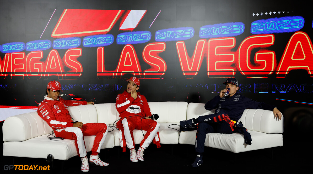 Formula One World Championship
(L to R): Carlos Sainz Jr (ESP) Ferrari; Charles Leclerc (MON) Ferrari; and Max Verstappen (NLD) Red Bull Racing, in the post qualifying FIA Press Conference.

17.11.2023. Formula 1 World Championship, Rd 22, Las Vegas Grand Prix, Las Vegas, Nevada, USA, Qualifying Day.

- www.xpbimages.com, EMail: requests@xpbimages.com (C) Copyright: XPB Images
Motor Racing - Formula One World Championship - Las Vegas Grand Prix - Qualifying Day - Las Vegas, Nevada, USA
XPB Images
Las Vegas
USA

Formel1 Formel F1 Formula 1 Formula1 GP Grand Prix one Las Vegas