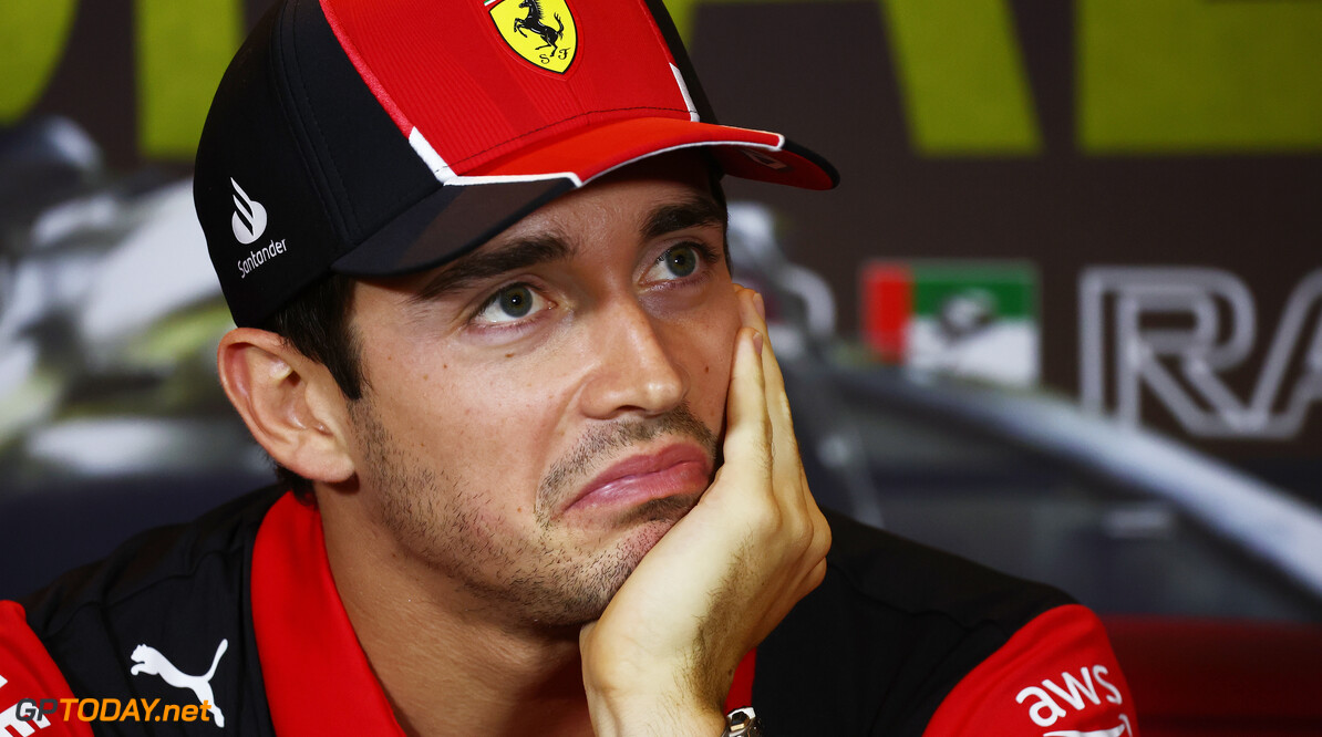 Milde kritiek voor Leclerc: "Hij kan Max absoluut aanvallen"