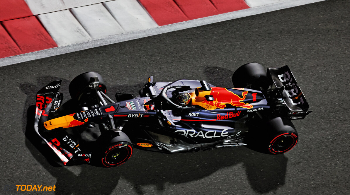 <b> Uitslag Grand Prix van Abu Dhabi: </b> Verstappen sluit seizoen in stijl af met simpele zege