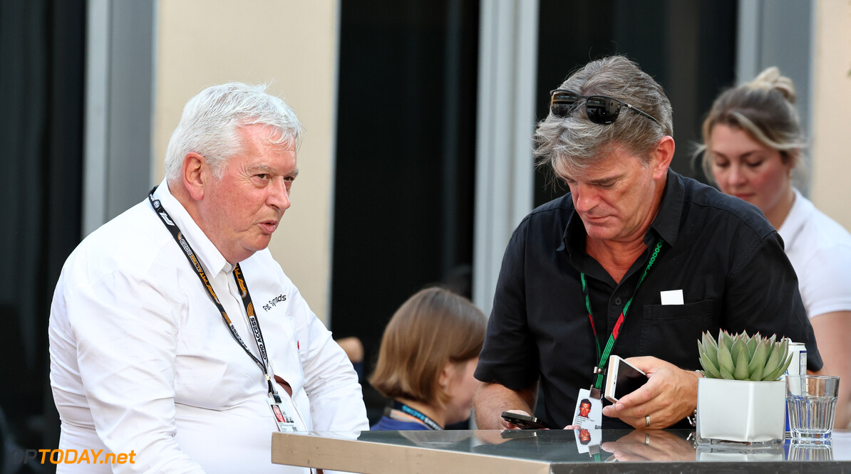 Formula One World Championship
(L to R): Pat Symonds (GBR) Formula 1 Chief Technical Officer with Graeme Lowdon (GBR).

25.11.2023. Formula 1 World Championship, Rd 23, Abu Dhabi Grand Prix, Yas Marina Circuit, Abu Dhabi, Qualifying Day.

- www.xpbimages.com, EMail: requests@xpbimages.com (C) Copyright: Moy / XPB Images
Motor Racing - Formula One World Championship - Abu Dhabi Grand Prix - Qualifying Day - Abu Dhabi, UAE
XPB Images
Abu Dhabi
Abu Dhabi

Formel1 Formel F1 Formula 1 Formula1 GP Grand Prix one November