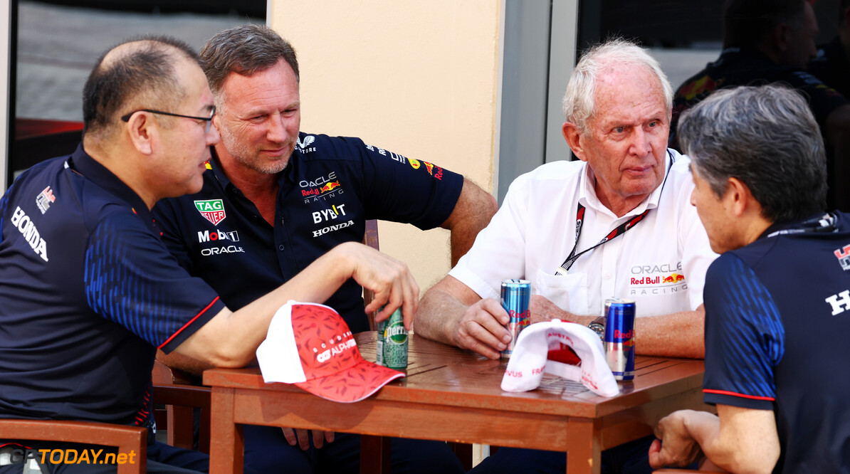 Formula One World Championship
Christian Horner (GBR) Red Bull Racing Team Principal and Dr Helmut Marko (AUT) Red Bull Motorsport Consultant.

26.11.2023. Formula 1 World Championship, Rd 23, Abu Dhabi Grand Prix, Yas Marina Circuit, Abu Dhabi, Race Day.

 - www.xpbimages.com, EMail: requests@xpbimages.com (C) Copyright: Coates / XPB Images
Motor Racing - Formula One World Championship - Abu Dhabi Grand Prix - Race Day - Abu Dhabi, UAE
XPB Images
Abu Dhabi
Abu Dhabi

Formel1 Formel F1 Formula 1 Formula1 GP Grand Prix one Abu Dhabi
