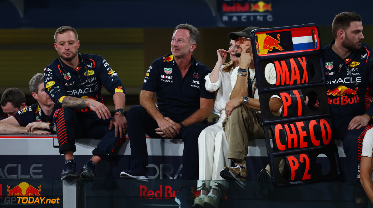 Formula One World Championship
(L to R): Christian Horner (GBR) Red Bull Racing Team Principal celebrates at the podium with wife Geri Horner (GBR) Singer and Orlando Bloom (GBR) Actor.

26.11.2023. Formula 1 World Championship, Rd 23, Abu Dhabi Grand Prix, Yas Marina Circuit, Abu Dhabi, Race Day.

 - www.xpbimages.com, EMail: requests@xpbimages.com (C) Copyright: Coates / XPB Images
Motor Racing - Formula One World Championship - Abu Dhabi Grand Prix - Race Day - Abu Dhabi, UAE
XPB Images
Abu Dhabi
Abu Dhabi

Formel1 Formel F1 Formula 1 Formula1 GP Grand Prix one Abu Dhabi