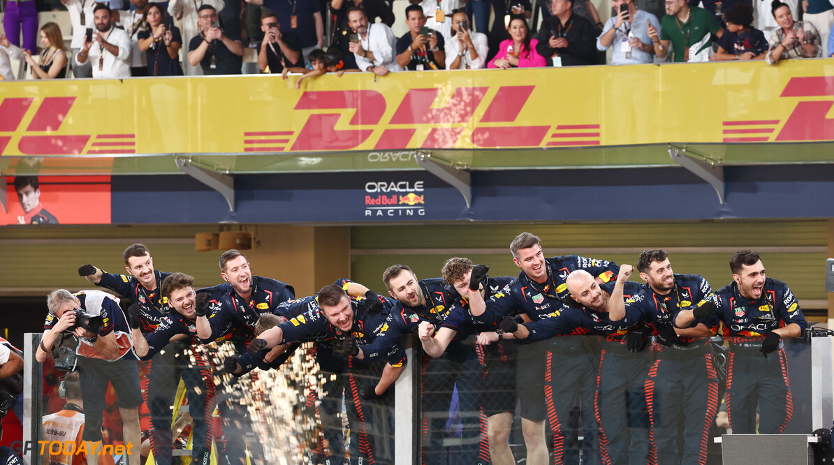 Formula One World Championship
Red Bull Racing celebrate at the end of the race.

26.11.2023. Formula 1 World Championship, Rd 23, Abu Dhabi Grand Prix, Yas Marina Circuit, Abu Dhabi, Race Day.

 - www.xpbimages.com, EMail: requests@xpbimages.com (C) Copyright: Coates / XPB Images
Motor Racing - Formula One World Championship - Abu Dhabi Grand Prix - Race Day - Abu Dhabi, UAE
XPB Images
Abu Dhabi
Abu Dhabi

Formel1 Formel F1 Formula 1 Formula1 GP Grand Prix one Abu Dhabi