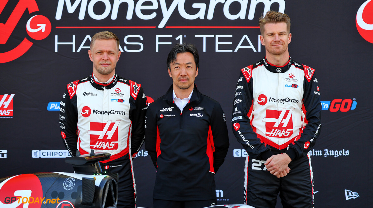 Formula One World Championship
(L to R): Kevin Magnussen (DEN) Haas F1 Team with Ayao Komatsu (JPN) Haas F1 Team Principal and Nico Hulkenberg (GER) Haas F1 Team.

21.02.2024. Formula 1 Testing, Sakhir, Bahrain, Day One.

- www.xpbimages.com, EMail: requests@xpbimages.com (C) Copyright: Batchelor / XPB Images
Motor Racing - Formula One Testing - Day One - Sakhir, Bahrain
xpbimages.com
Sakhir
Bahrain

Formel1 Formel F1 Formula 1 Formula1 Test Testing one Bahrain In