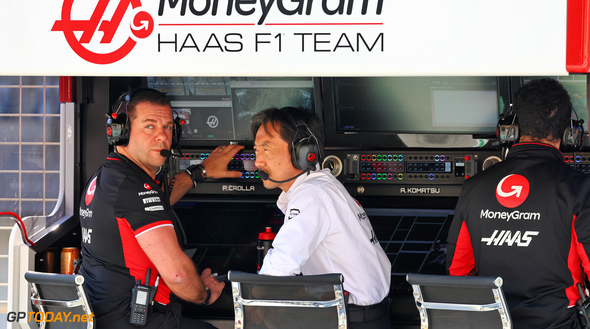 Formula One World Championship
(L to R): Peter Crolla (GBR) Haas F1 Team Team Manager and Ayao Komatsu (JPN) Haas F1 Team Principal on the pit gantry.

29.02.2024. Formula 1 World Championship, Rd 1, Bahrain Grand Prix, Sakhir, Bahrain, Practice Day

- www.xpbimages.com, EMail: requests@xpbimages.com (C) Copyright: Batchelor / XPB Images
Motor Racing - Formula One World Championship - Bahrain Grand Prix - Practice Day - Sakhir, Bahrain
xpbimages.com
Sakhir
Bahrain

Formel1 Formel F1 Formula 1 Formula1 GP Grand Prix one Bahrain I