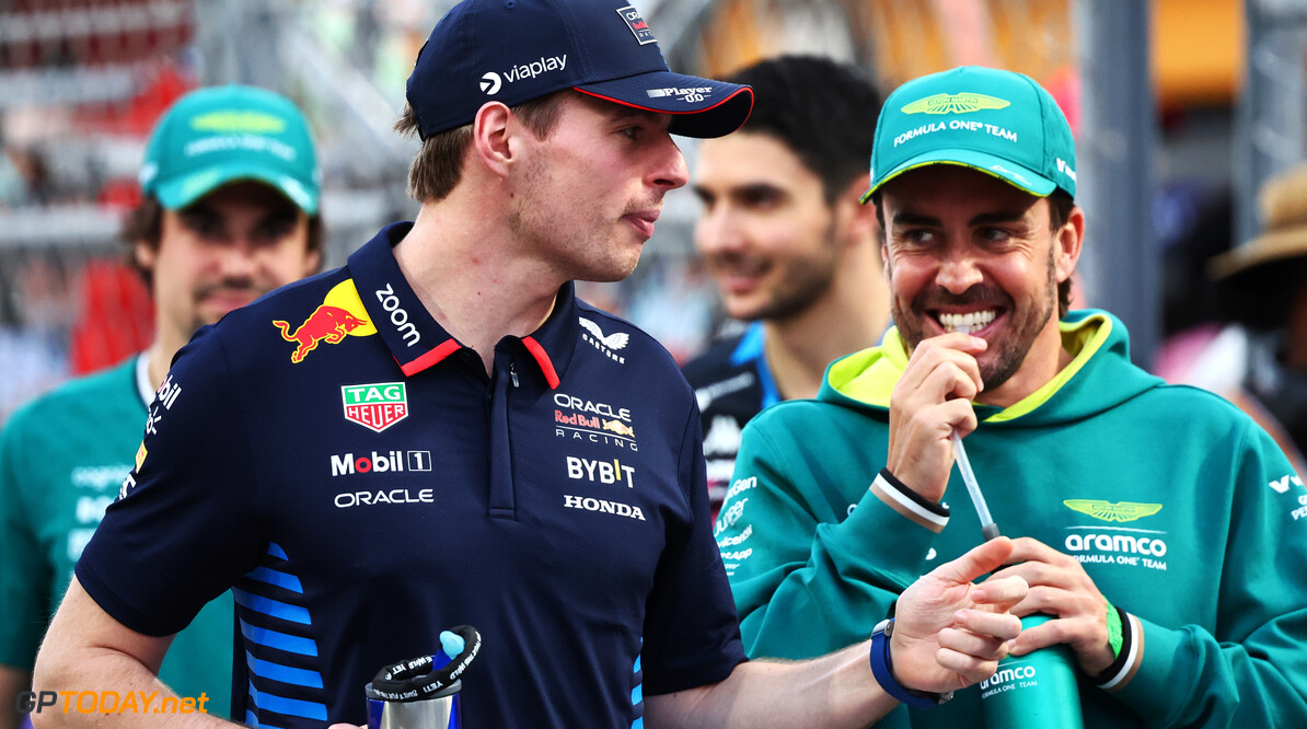 Formula One World Championship
(L to R): Max Verstappen (NLD) Red Bull Racing and Fernando Alonso (ESP) Aston Martin F1 Team on the drivers' parade.

09.03.2024. Formula 1 World Championship, Rd 2, Saudi Arabian Grand Prix, Jeddah, Saudi Arabia, Race Day.

- www.xpbimages.com, EMail: requests@xpbimages.com (C) Copyright: Batchelor / XPB Images
Motor Racing - Formula One World Championship - Saudi Arabian Grand Prix - Race Day - Jeddah, Saudi Arabia
XPB Images
Jeddah
Saudi Arabia

Formel1 Formel F1 Formula 1 Formula1 GP Grand Prix one Jeddah Co