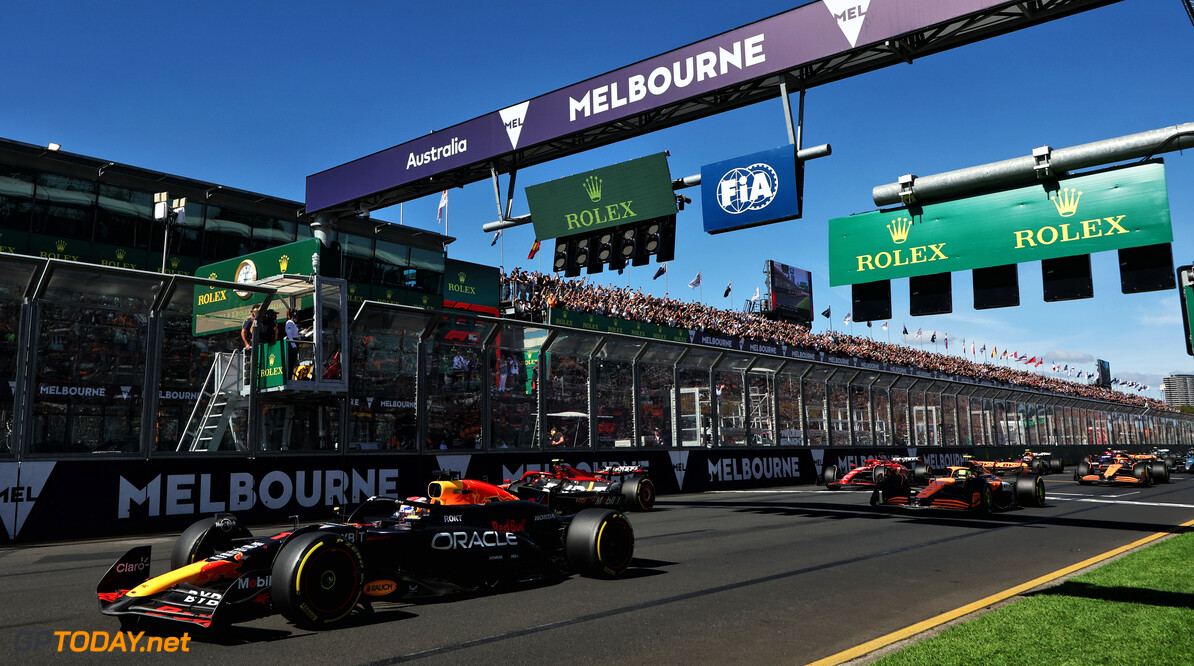 Formula One World Championship
Max Verstappen (NLD) Red Bull Racing RB20 leads at the start of the race.

24.03.2024. Formula 1 World Championship, Rd 3, Australian Grand Prix, Albert Park, Melbourne, Australia, Race Day.

- www.xpbimages.com, EMail: requests@xpbimages.com (C) Copyright: Moy / XPB Images
Motor Racing - Formula One World Championship - Australian Grand Prix - Race Day - Melbourne, Australia
xpbimages.com
Melbourne
Australia

Formel1 Formel F1 Formula 1 Formula1 GP Grand Prix one March Aus