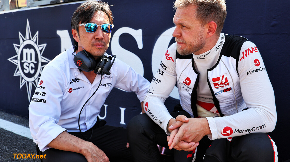 Formula One World Championship
(L to R): Ayao Komatsu (JPN) Haas F1 Team Principal with Kevin Magnussen (DEN) Haas F1 Team on the grid.

07.04.2024. Formula 1 World Championship, Rd 4, Japanese Grand Prix, Suzuka, Japan, Race Day.

- www.xpbimages.com, EMail: requests@xpbimages.com (C) Copyright: Moy / XPB Images
Motor Racing - Formula One World Championship - Japanese Grand Prix - Race Day - Suzuka, Japan
XPB Images
Suzuka
Japan

Formel1 Formel F1 Formula 1 Formula1 GP Grand Prix one Suzuka Ci