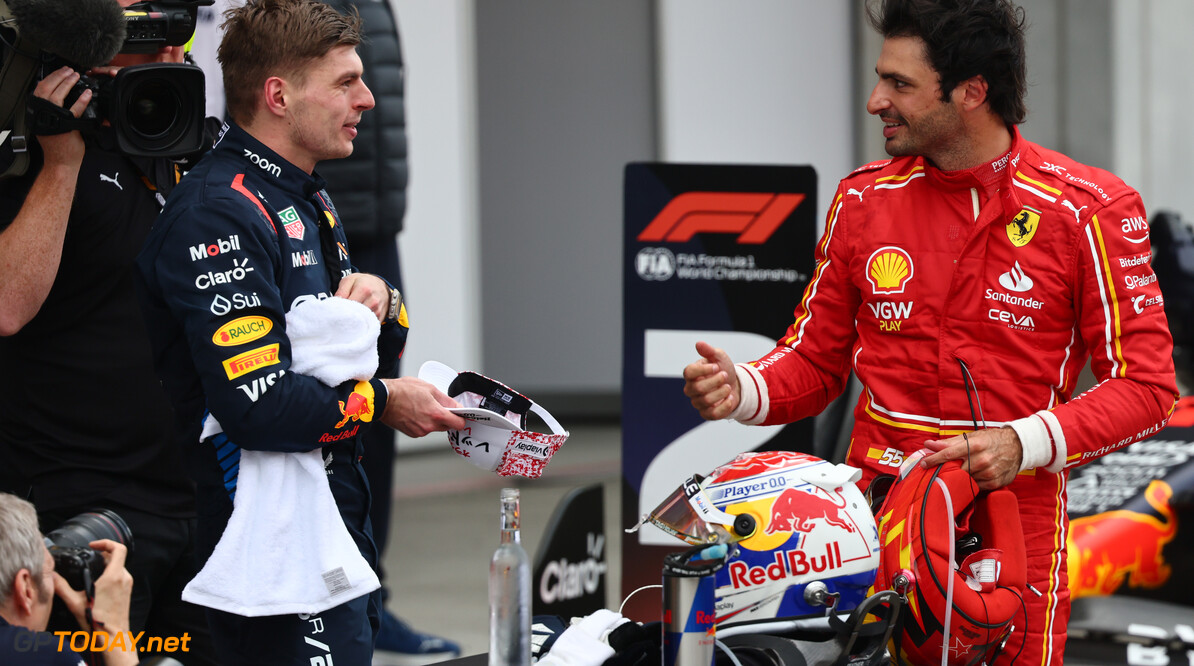 Sainz wil Red Bull aanvallen: "Misschien is het te laat"
