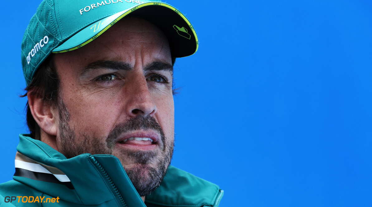 Alonso haalt opgelucht adem: "Dit was stressvol!"