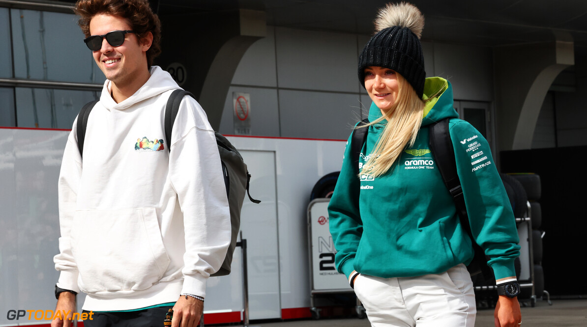 Formula One World Championship
(L to R): Felipe Drugovich (BRA) Aston Martin F1 Team AMR24, Reserve and Development Programme Driver with Jessica Hawkins (GBR) Aston Martin F1 Team Driver Ambassador / F1 Academy Head of Racing.

19.04.2024. Formula 1 World Championship, Rd 5, Chinese Grand Prix, Shanghai, China, Sprint Qualifying Day.

- www.xpbimages.com, EMail: requests@xpbimages.com (C) Copyright: Batchelor / XPB Images
Motor Racing - Formula One World Championship - Chinese Grand Prix - Sprint Qualifying Day - Shanghai, China
xpbimages.com
Shanghai
China

Formel1 Formel F1 Formula 1 Formula1 GP Grand Prix one Shanghai