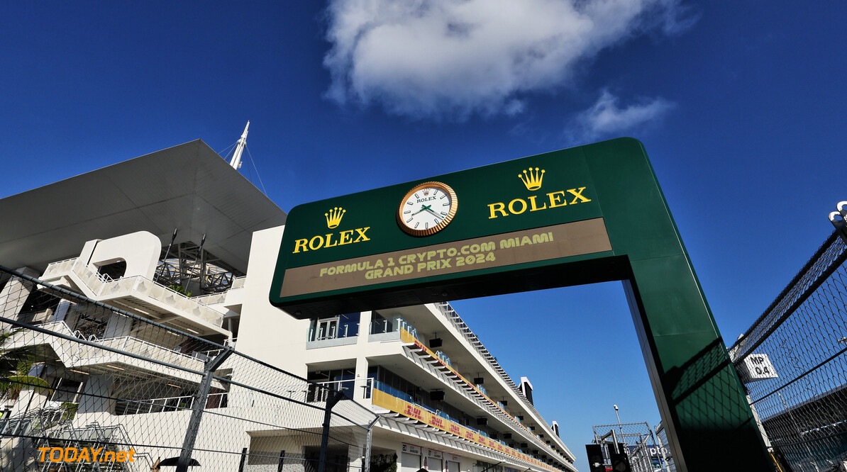 Formula One World Championship
Circuit atmosphere - Rolex clock in the pits.

02.05.2024. Formula 1 World Championship, Rd 6, Miami Grand Prix, Miami, Florida, USA, Preparation Day.

- www.xpbimages.com, EMail: requests@xpbimages.com (C) Copyright: Moy / XPB Images
Motor Racing - Formula One World Championship - Miami Grand Prix - Preparation Day - Miami, USA
XPB Images
Miami
USA

Formel1 Formel F1 Formula 1 Formula1 GP Grand Prix one Miami Int