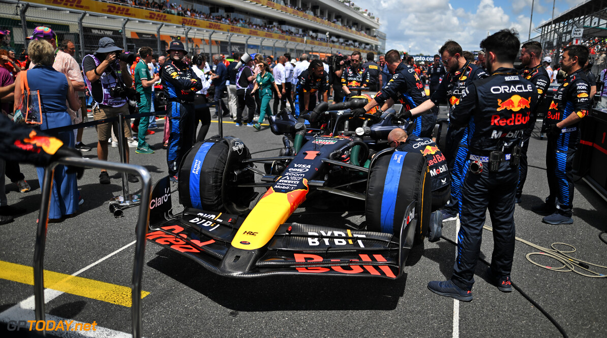 Formula One World Championship
Max Verstappen (NLD) Red Bull Racing RB20 on the grid.

04.05.2024. Formula 1 World Championship, Rd 6, Miami Grand Prix, Miami, Florida, USA, Sprint and Qualifying Day.

- www.xpbimages.com, EMail: requests@xpbimages.com (C) Copyright: Price / XPB Images
Motor Racing - Formula One World Championship - Miami Grand Prix - Sprint and Qualifying Day - Miami, USA
XPB Images
Miami
USA

Formel1 Formel F1 Formula 1 Formula1 GP Grand Prix one Miami Int
