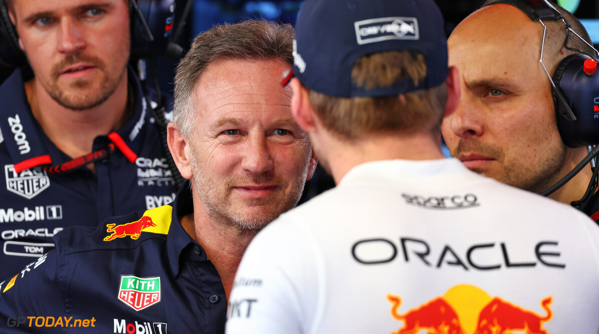Formula One World Championship
Christian Horner (GBR) Red Bull Racing Team Principal with Gianpiero Lambiase (ITA) Red Bull Racing Engineer and Max Verstappen (NLD) Red Bull Racing.

05.05.2024. Formula 1 World Championship, Rd 6, Miami Grand Prix, Miami, Florida, USA, Race Day.

 - www.xpbimages.com, EMail: requests@xpbimages.com (C) Copyright: Coates / XPB Images
Motor Racing - Formula One World Championship - Miami Grand Prix - Race Day - Miami, USA
XPB Images
Miami
USA

Formel1 Formel F1 Formula 1 Formula1 GP Grand Prix one Miami Int