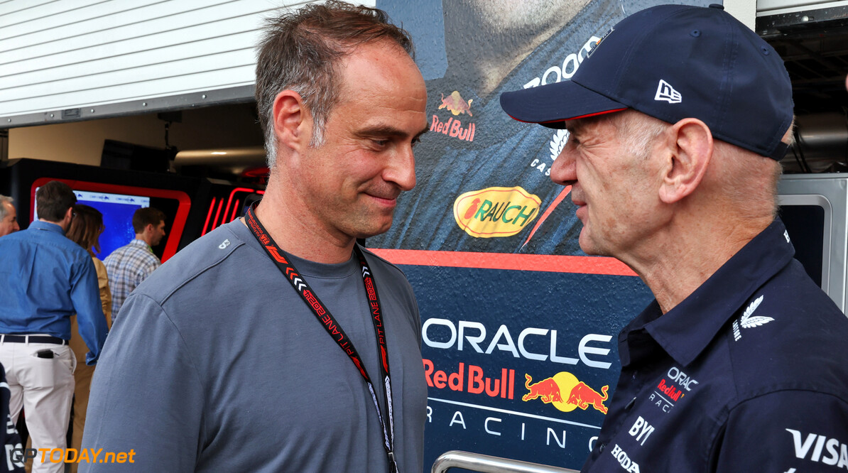 Formula One World Championship
(L to R): Oliver Mintzlaff (GER) Red Bull Managing Director with Adrian Newey (GBR) Red Bull Racing Chief Technical Officer.

05.05.2024. Formula 1 World Championship, Rd 6, Miami Grand Prix, Miami, Florida, USA, Race Day.

- www.xpbimages.com, EMail: requests@xpbimages.com (C) Copyright: Moy / XPB Images
Motor Racing - Formula One World Championship - Miami Grand Prix - Race Day - Miami, USA
XPB Images
Miami
USA

Formel1 Formel F1 Formula 1 Formula1 GP Grand Prix one Miami Int