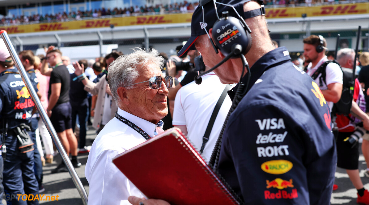 Formula One World Championship
(L to R): Mario Andretti (USA) with Adrian Newey (GBR) Red Bull Racing Chief Technical Officer on the grid.

05.05.2024. Formula 1 World Championship, Rd 6, Miami Grand Prix, Miami, Florida, USA, Race Day.

 - www.xpbimages.com, EMail: requests@xpbimages.com (C) Copyright: Staley / XPB Images
Motor Racing - Formula One World Championship - Miami Grand Prix - Race Day - Miami, USA
XPB Images
Miami
USA

Formel1 Formel F1 Formula 1 Formula1 GP Grand Prix one Miami Int