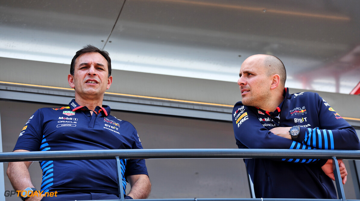 Formula One World Championship
(L to R): Pierre Wache (FRA) Red Bull Racing Technical Director with Gianpiero Lambiase (ITA) Red Bull Racing Engineer.

24.05.2024. Formula 1 World Championship, Rd 8, Monaco Grand Prix, Monte Carlo, Monaco, Practice Day.

- www.xpbimages.com, EMail: requests@xpbimages.com (C) Copyright: Moy / XPB Images
Motor Racing - Formula One World Championship - Monaco Grand Prix - Practice Day - Monte Carlo, Monaco
XPB Images
Monaco
Monte Carlo

Formel1 Formel F1 Formula 1 Formula1 GP Grand Prix one May Monac