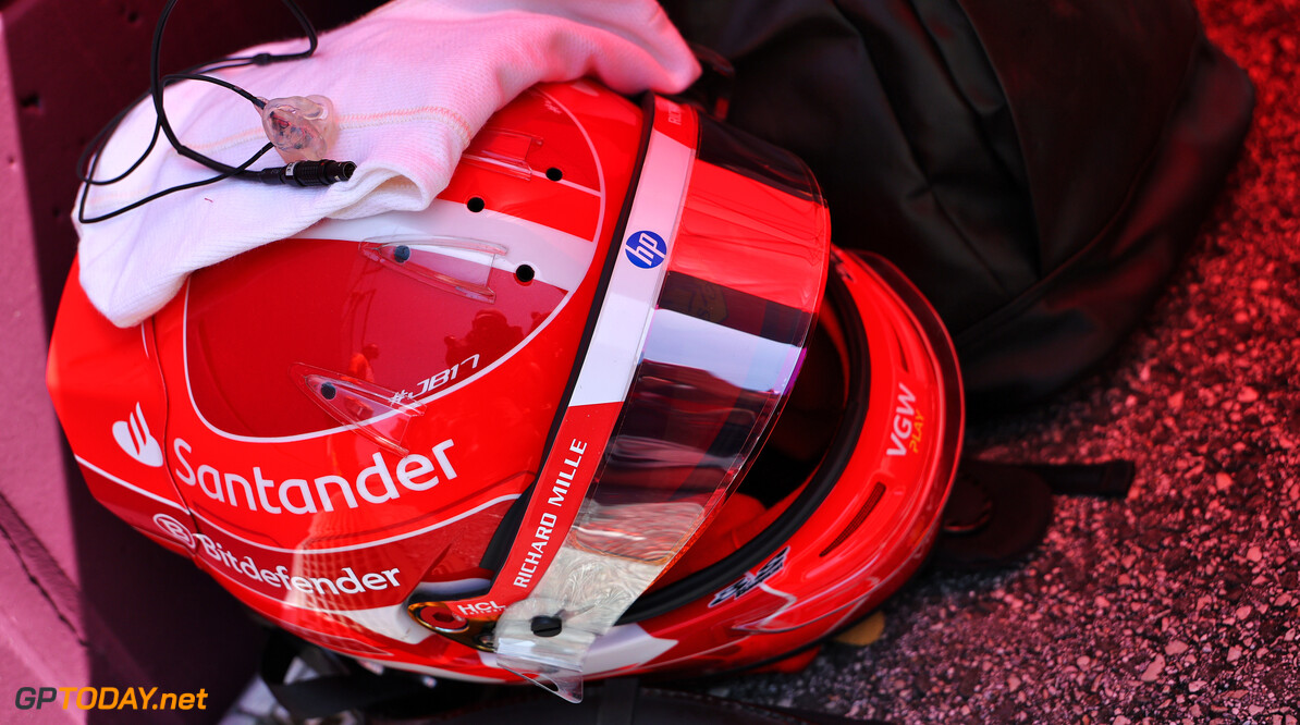 Formula One World Championship
The helmet of Charles Leclerc (MON) Ferrari on the grid.

29.06.2024. Formula 1 World Championship, Rd 11, Austrian Grand Prix, Spielberg, Austria, Sprint and Qualifying Day.

- www.xpbimages.com, EMail: requests@xpbimages.com (C) Copyright: Batchelor / XPB Images
Motor Racing - Formula One World Championship - Austrian Grand Prix - Sprint and Qualifying Day - Spielberg, Austria
xpbimages.com
Spielberg
Austria

Formel1 Formel F1 Formula 1 Formula1 GP Grand Prix one Circuit A