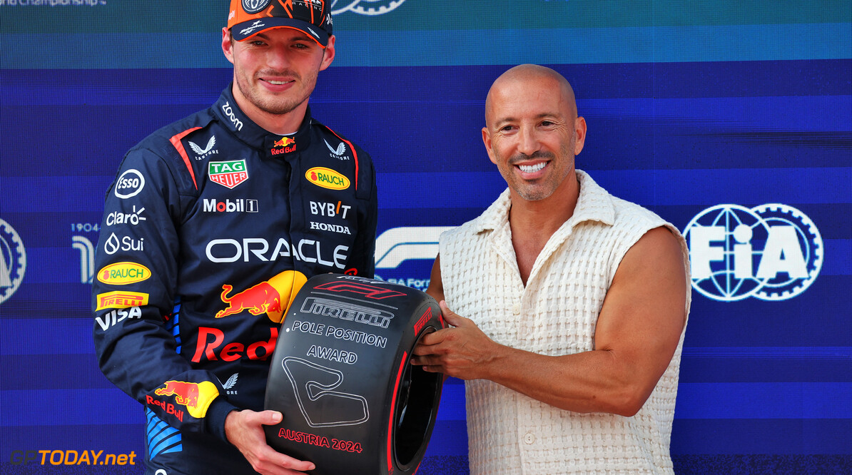 Formula One World Championship
(L to R): Max Verstappen (NLD) Red Bull Racing receives the Pirelli Pole Position Award from Jason Oppenheim (USA) Estate Agent.

29.06.2024. Formula 1 World Championship, Rd 11, Austrian Grand Prix, Spielberg, Austria, Sprint and Qualifying Day.

- www.xpbimages.com, EMail: requests@xpbimages.com (C) Copyright: Batchelor / XPB Images
Motor Racing - Formula One World Championship - Austrian Grand Prix - Sprint and Qualifying Day - Spielberg, Austria
xpbimages.com
Spielberg
Austria

Formel1 Formel F1 Formula 1 Formula1 GP Grand Prix one Circuit A