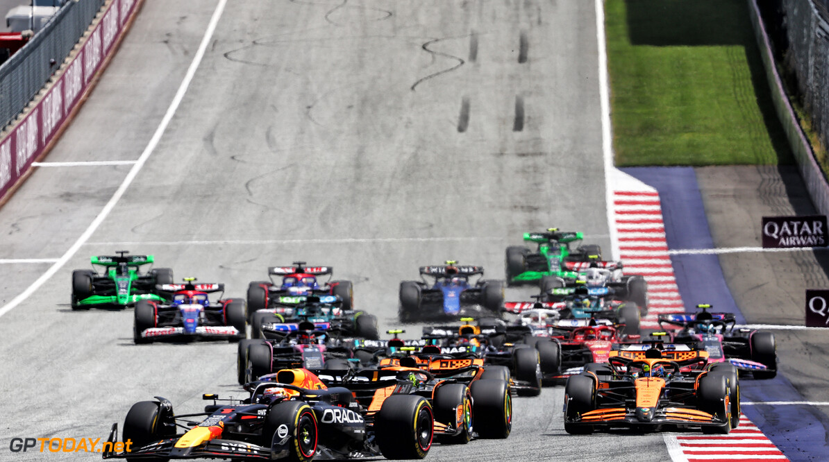 Formula One World Championship
Max Verstappen (NLD) Red Bull Racing RB20 leads at the start of Sprint.

29.06.2024. Formula 1 World Championship, Rd 11, Austrian Grand Prix, Spielberg, Austria, Sprint and Qualifying Day.

- www.xpbimages.com, EMail: requests@xpbimages.com (C) Copyright: Charniaux / XPB Images
Motor Racing - Formula One World Championship - Austrian Grand Prix - Sprint and Qualifying Day - Spielberg, Austria
xpbimages.com
Spielberg
Austria

Formel1 Formel F1 Formula 1 Formula1 GP Grand Prix one Circuit A