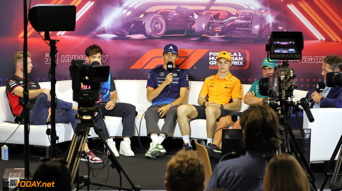 Formula One World Championship
(L to R): Nico Hulkenberg (GER) Haas F1 Team; Pierre Gasly (FRA) Alpine F1 Team; Alexander Albon (THA) Williams Racing; Oscar Piastri (AUS) McLaren; and Fernando Alonso (ESP) Aston Martin F1 Team, in the FIA Press Conference.

18.07.2024. Formula 1 World Championship, Rd 13, Hungarian Grand Prix, Budapest, Hungary, Preparation Day.

- www.xpbimages.com, EMail: requests@xpbimages.com (C) Copyright: Bearne / XPB Images
Motor Racing - Formula One World Championship - Hungarian Grand Prix - Preparation Day - Budapest, Hungary
XPB Images
Budapest
Hungary

Formel1 Formel F1 Formula 1 Formula1 GP Grand Prix one Thursday