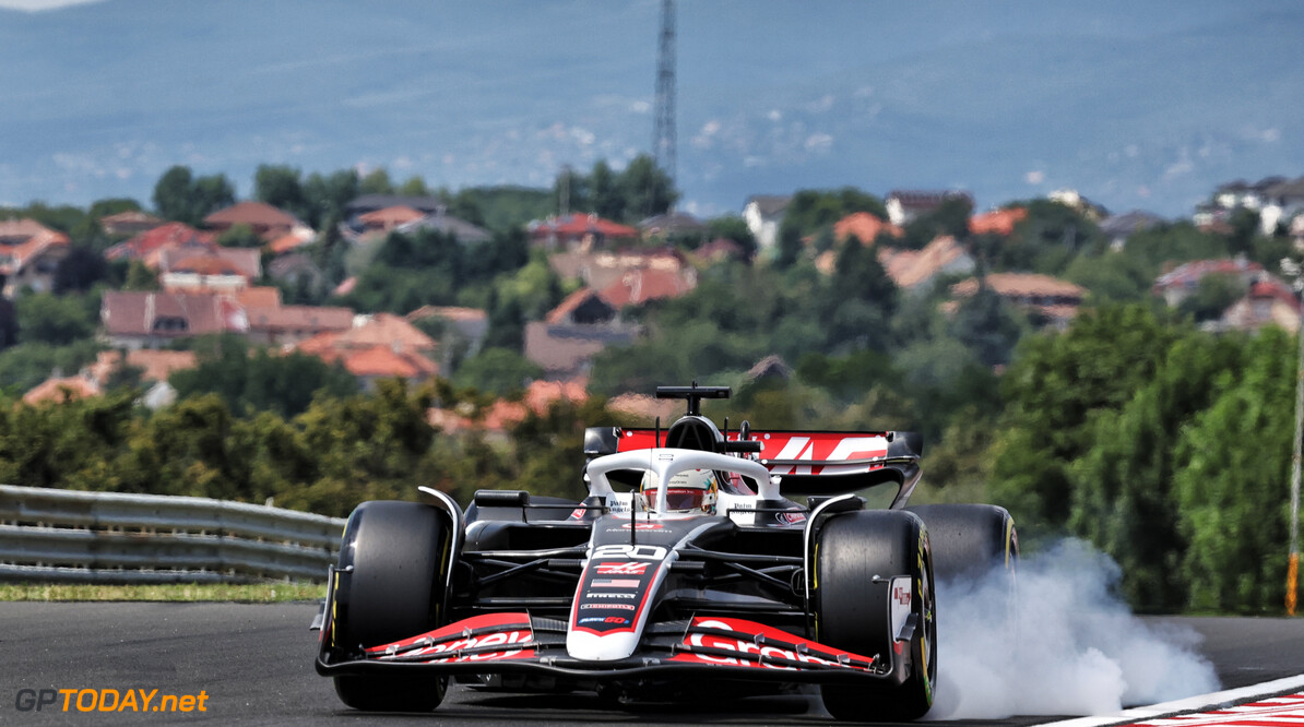 Formula One World Championship
Kevin Magnussen (DEN) Haas VF-24 locks up under braking.

19.07.2024. Formula 1 World Championship, Rd 13, Hungarian Grand Prix, Budapest, Hungary, Practice Day.

- www.xpbimages.com, EMail: requests@xpbimages.com (C) Copyright: Bearne / XPB Images
Motor Racing - Formula One World Championship - Hungarian Grand Prix - Practice Day - Budapest, Hungary
XPB Images
Budapest
Hungary

Formel1 Formel F1 Formula 1 Formula1 GP Grand Prix one Circuit H