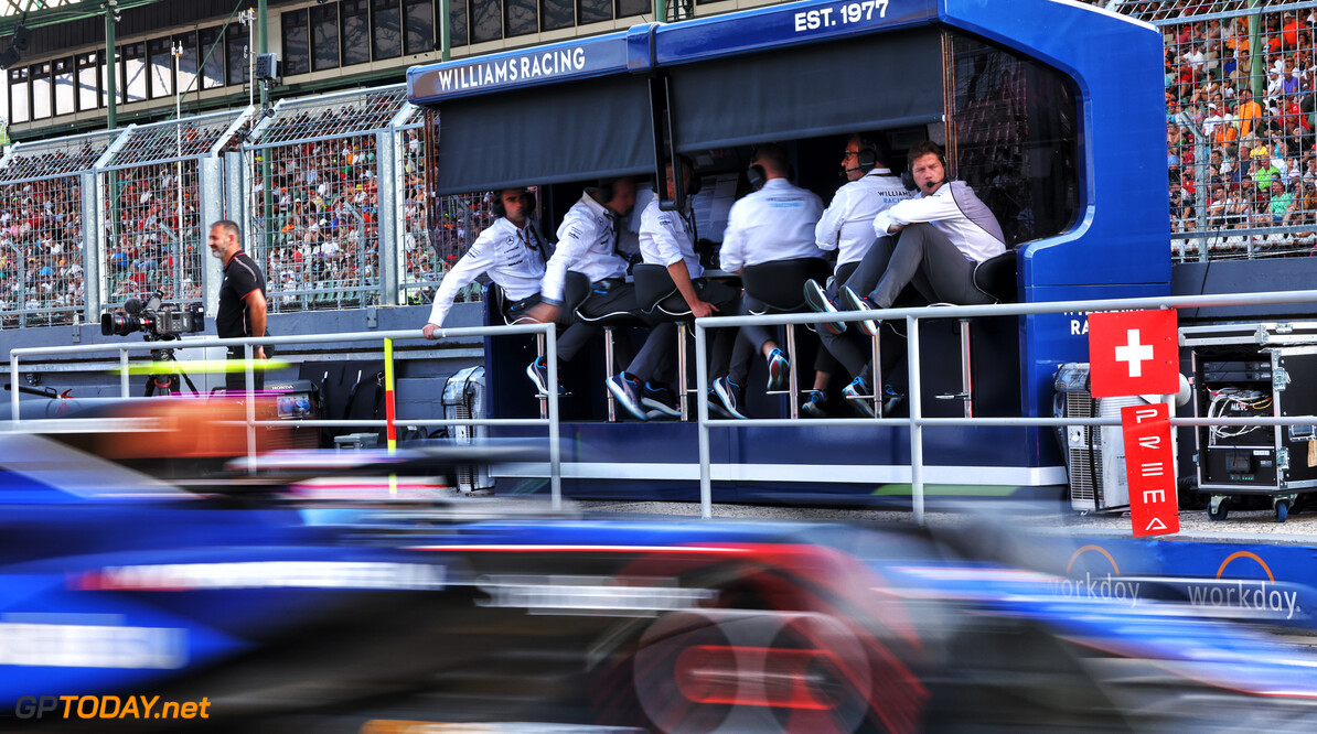 Formula One World Championship
Logan Sargeant (USA) Williams Racing FW46 leaves the pits.

19.07.2024. Formula 1 World Championship, Rd 13, Hungarian Grand Prix, Budapest, Hungary, Practice Day.

- www.xpbimages.com, EMail: requests@xpbimages.com (C) Copyright: Batchelor / XPB Images
Motor Racing - Formula One World Championship - Hungarian Grand Prix - Practice Day - Budapest, Hungary
XPB Images
Budapest
Hungary

Formel1 Formel F1 Formula 1 Formula1 GP Grand Prix one Circuit H