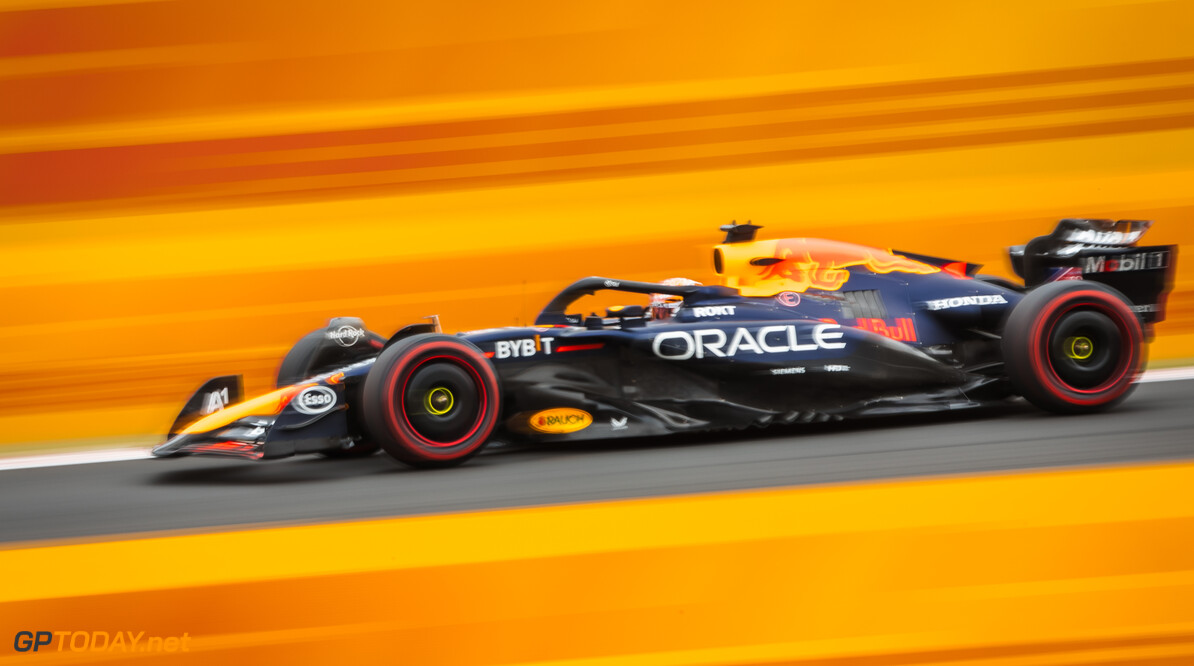 Formula One World Championship
Max Verstappen (NLD) Red Bull Racing RB20.

20.07.2024. Formula 1 World Championship, Rd 13, Hungarian Grand Prix, Budapest, Hungary, Qualifying Day.

- www.xpbimages.com, EMail: requests@xpbimages.com (C) Copyright: Bearne / XPB Images
Motor Racing - Formula One World Championship - Hungarian Grand Prix - Qualifying Day - Budapest, Hungary
XPB Images
Budapest
Hungary

Formel1 Formel F1 Formula 1 Formula1 GP Grand Prix one Circuit H