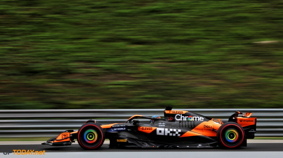 Formula One World Championship
Oscar Piastri (AUS) McLaren MCL38.

20.07.2024. Formula 1 World Championship, Rd 13, Hungarian Grand Prix, Budapest, Hungary, Qualifying Day.

- www.xpbimages.com, EMail: requests@xpbimages.com (C) Copyright: Charniaux / XPB Images
Motor Racing - Formula One World Championship - Hungarian Grand Prix - Qualifying Day - Budapest, Hungary
XPB Images
Budapest
Hungary

Formel1 Formel F1 Formula 1 Formula1 GP Grand Prix one Circuit H