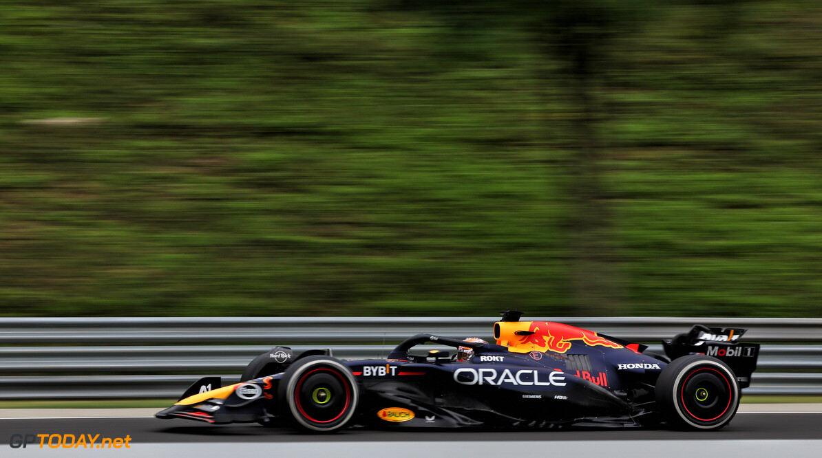 Formula One World Championship
Max Verstappen (NLD) Red Bull Racing RB20.

20.07.2024. Formula 1 World Championship, Rd 13, Hungarian Grand Prix, Budapest, Hungary, Qualifying Day.

- www.xpbimages.com, EMail: requests@xpbimages.com (C) Copyright: Charniaux / XPB Images
Motor Racing - Formula One World Championship - Hungarian Grand Prix - Qualifying Day - Budapest, Hungary
XPB Images
Budapest
Hungary

Formel1 Formel F1 Formula 1 Formula1 GP Grand Prix one Circuit H