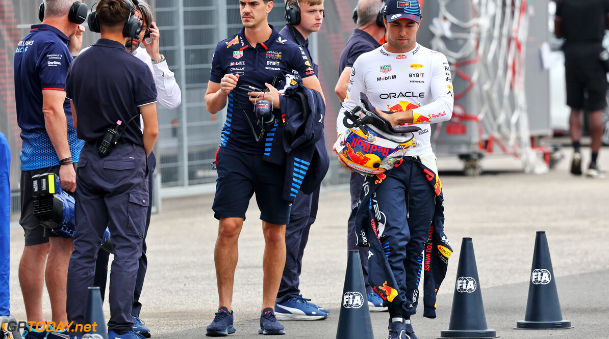 Formula One World Championship
Sergio Perez (MEX) Red Bull Racing returns to the pits after crashing out in qualifying.

20.07.2024. Formula 1 World Championship, Rd 13, Hungarian Grand Prix, Budapest, Hungary, Qualifying Day.

- www.xpbimages.com, EMail: requests@xpbimages.com (C) Copyright: Batchelor / XPB Images
Motor Racing - Formula One World Championship - Hungarian Grand Prix - Qualifying Day - Budapest, Hungary
XPB Images
Budapest
Hungary

Formel1 Formel F1 Formula 1 Formula1 GP Grand Prix one Circuit H