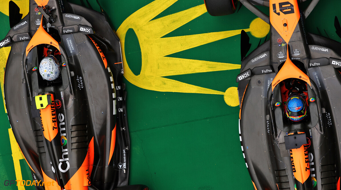 Formula One World Championship
(L to R): Pole sitter Lando Norris (GBR) McLaren MCL38 and team mate Oscar Piastri (AUS) McLaren MCL38 in qualifying parc ferme.

20.07.2024. Formula 1 World Championship, Rd 13, Hungarian Grand Prix, Budapest, Hungary, Qualifying Day.

 - www.xpbimages.com, EMail: requests@xpbimages.com (C) Copyright: Coates / XPB Images
Motor Racing - Formula One World Championship - Hungarian Grand Prix - Qualifying Day - Budapest, Hungary
XPB Images
Budapest
Hungary

Formel1 Formel F1 Formula 1 Formula1 GP Grand Prix one Circuit H