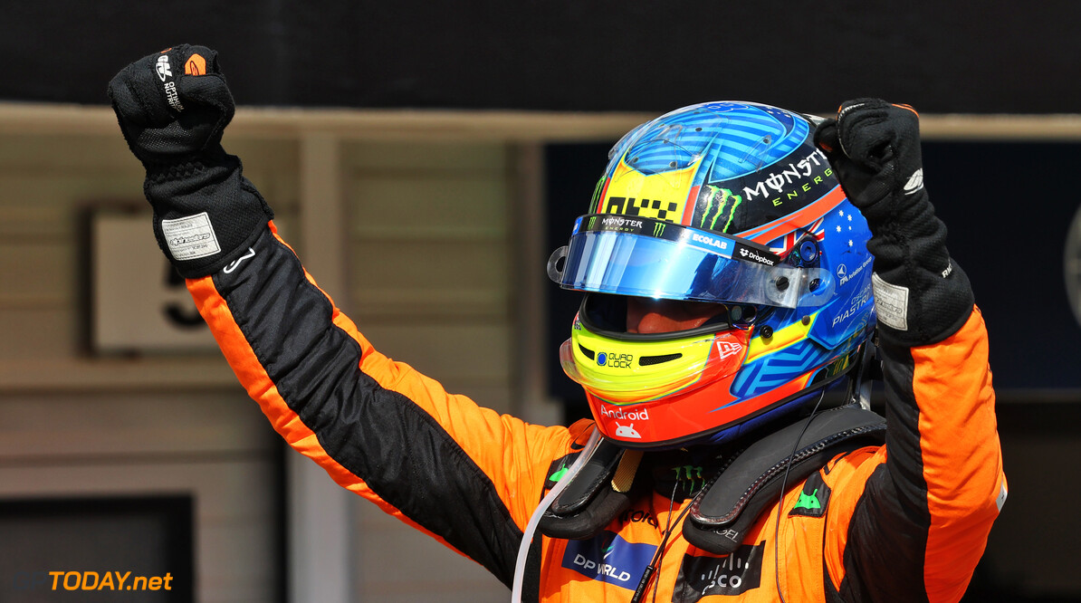 Formula One World Championship
Race winner Oscar Piastri (AUS) McLaren celebrates in parc ferme.

21.07.2024. Formula 1 World Championship, Rd 13, Hungarian Grand Prix, Budapest, Hungary, Race Day.

- www.xpbimages.com, EMail: requests@xpbimages.com (C) Copyright: Batchelor / XPB Images
Motor Racing - Formula One World Championship - Hungarian Grand Prix - Race Day - Budapest, Hungary
XPB Images
Budapest
Hungary

Formel1 Formel F1 Formula 1 Formula1 GP Grand Prix one Circuit H